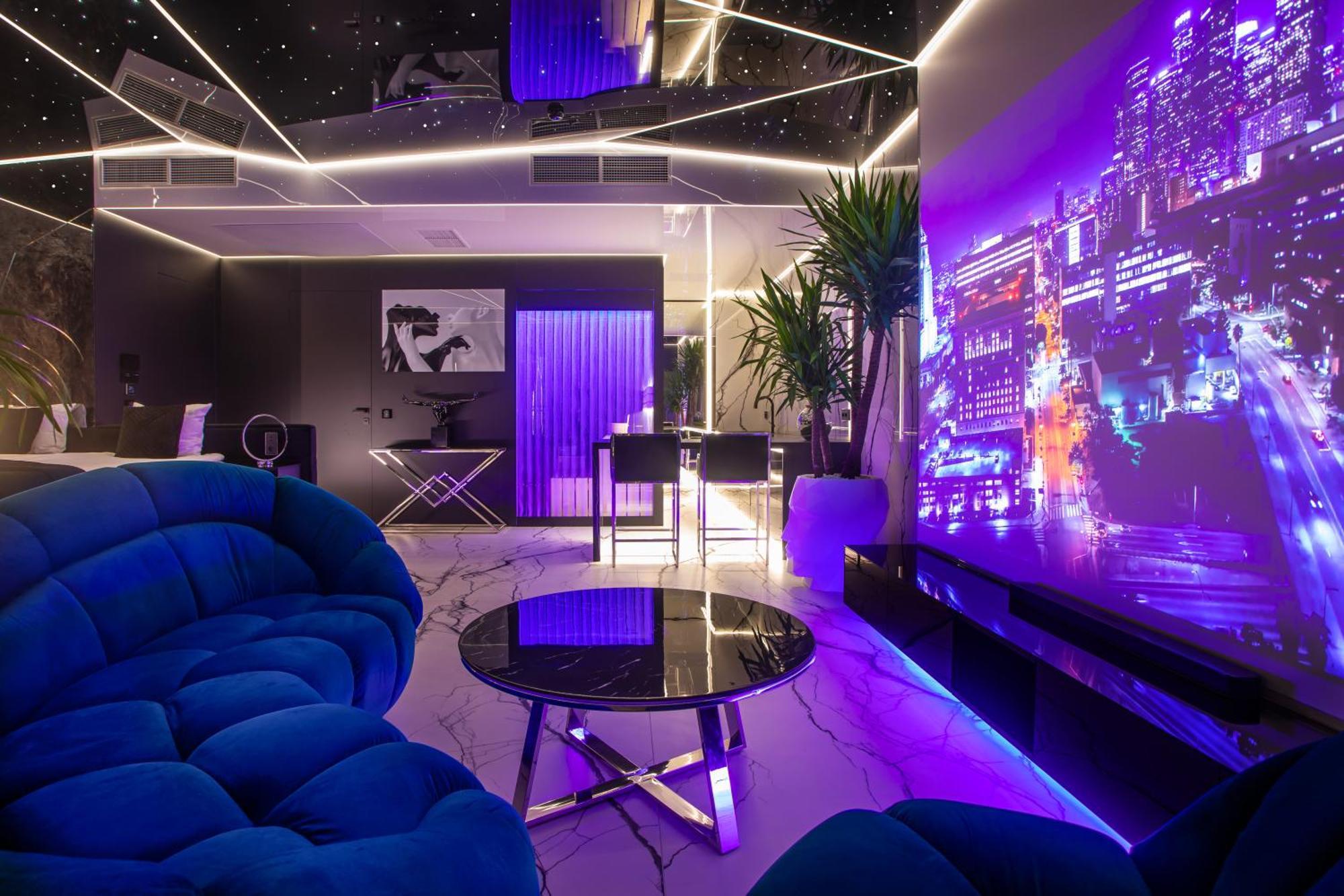 Apartamenty Sky Tower Z Jakuzzi Przy Oknie Вроцлав Екстериор снимка